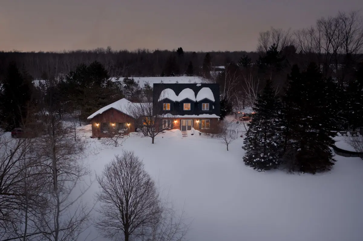 14227 Trafalgar RD, Halton Hills, ON N0B 1H0