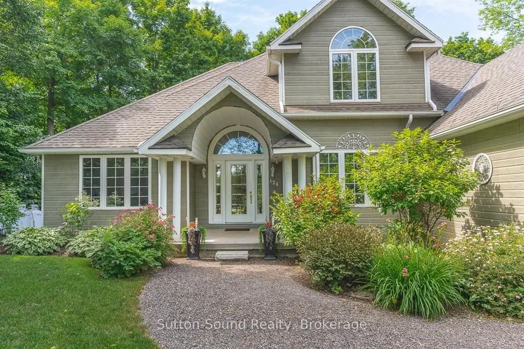 124 Golden Pond DR, South Bruce Peninsula, ON N0H 2T0