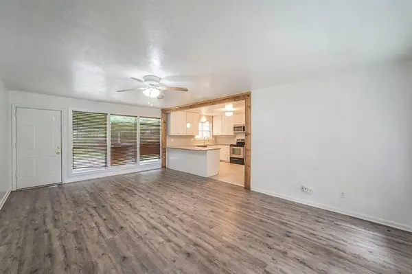 5520 Trail Lake Drive, Fort Worth, TX 76133