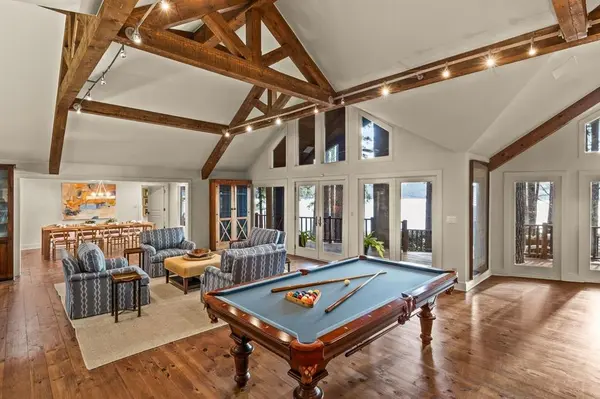 608 E Eagle Point, Mount Vernon, TX 75457