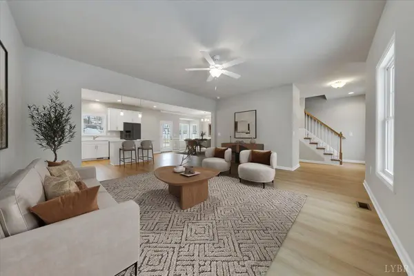 14 Lochwood Hill DR, Goode, VA 24556