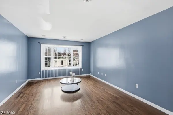 105 Peabody Pl, Newark City, NJ 07104