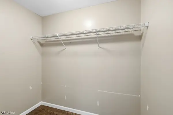 105 Peabody Pl, Newark City, NJ 07104