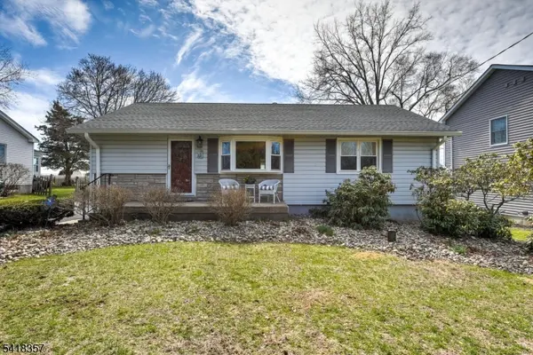 116 CRESTWOOD AVE., Branchburg Twp., NJ 08876