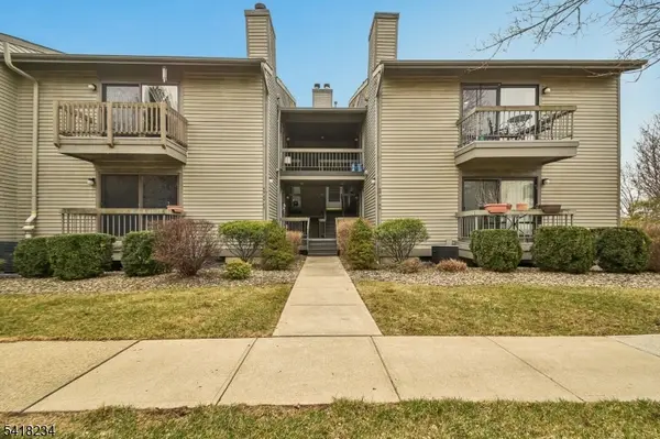 47 Sam Bonnell Dr, Union Twp., NJ 08809