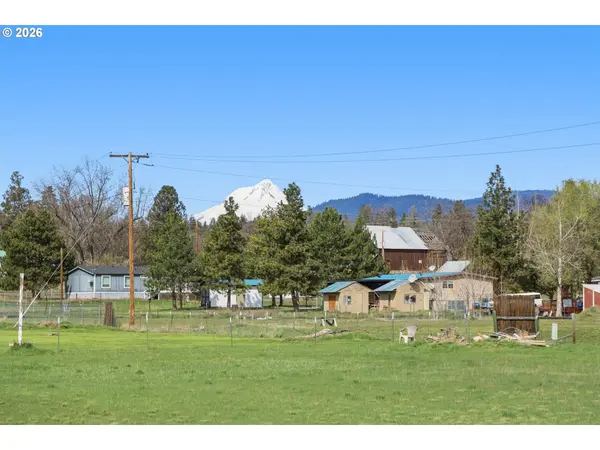 311 S MARY B RD, Tygh Valley, OR 97063