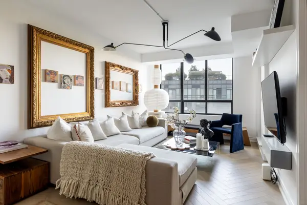 20 Collier ST #801, Toronto C09, ON M4N 3Y4