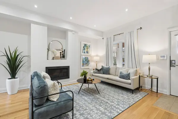 43 Chester AVE, Toronto E03, ON M4K 2Z8