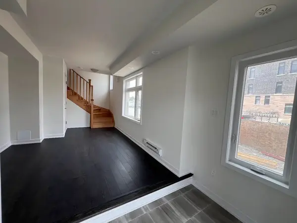 1865 Pickering Pkwy S #101, Pickering, ON L1V 0H2