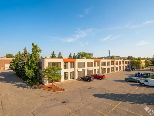 53 Woodstream BLVD #1, Vaughan, ON L4L 7X6