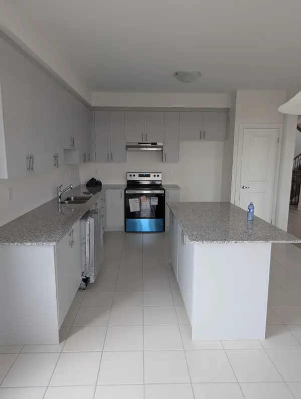 43 Brethet HTS, New Tecumseth, ON L0G 1A0