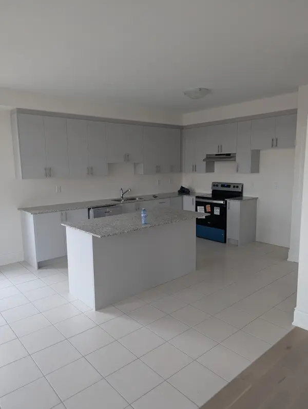 43 Brethet HTS, New Tecumseth, ON L0G 1A0