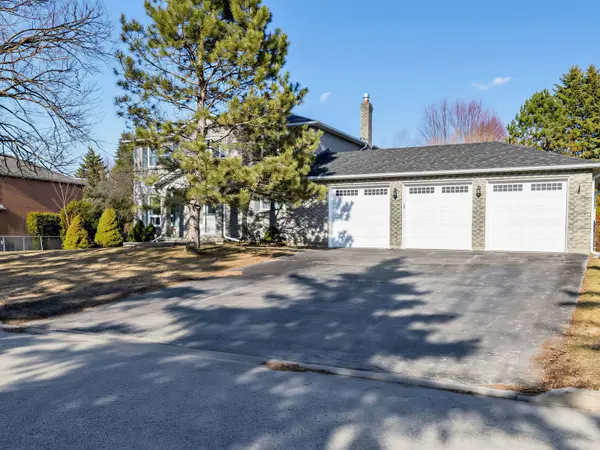 23 Veronica CRES, East Gwillimbury, ON L0G 1V0