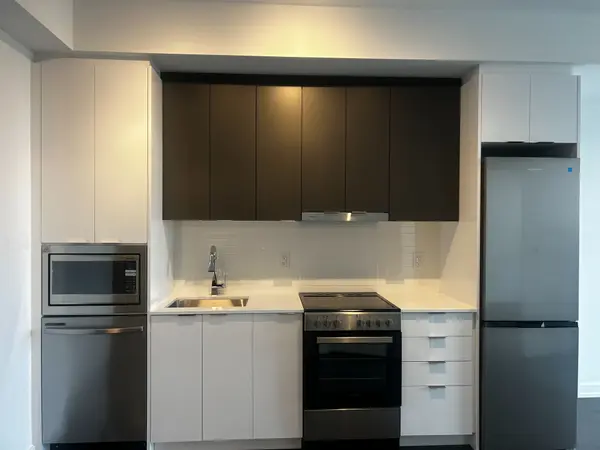 9751 Markham RD #2112, Markham, ON L6E 0W4