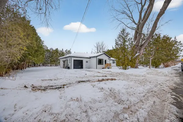 22 Second ST, Georgina, ON L0E 1E0