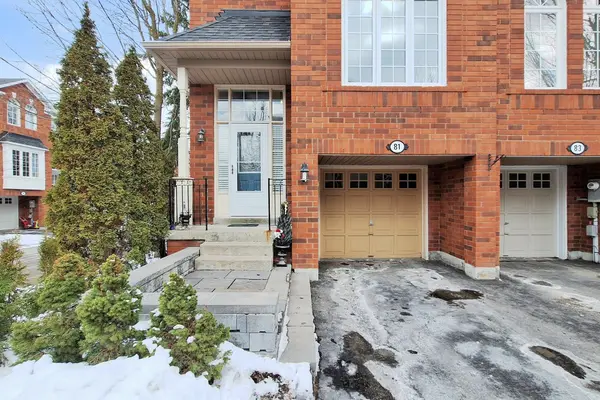 81 Mosaics AVE #62, Aurora, ON L4G 7L5