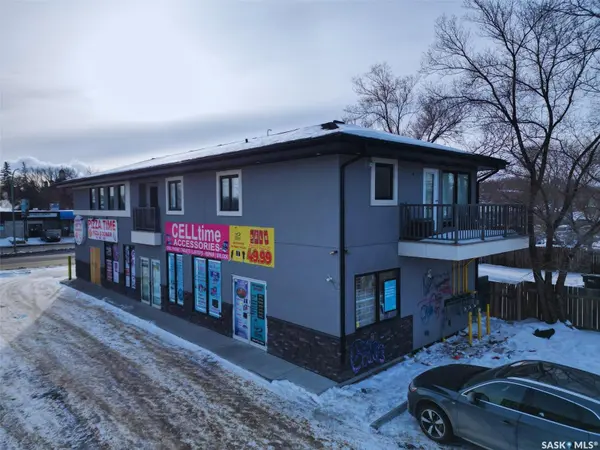 1202 22nd STREET W, Saskatoon, SK S7M 0S7