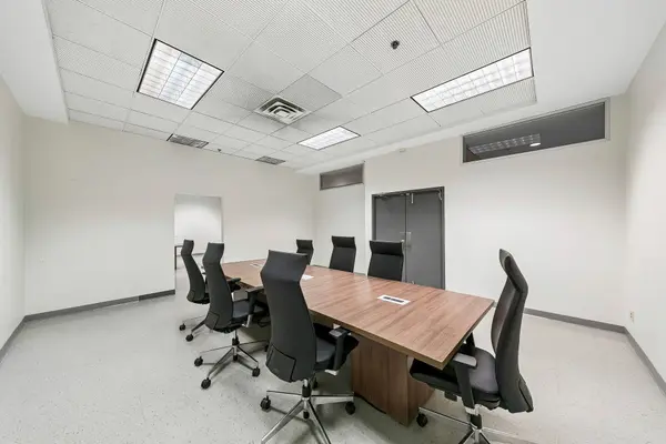 2305 Wyecroft RD #201, Oakville, ON L6L 6R2