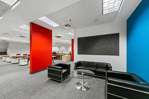 2305 Wyecroft RD #201, Oakville, ON L6L 6R2