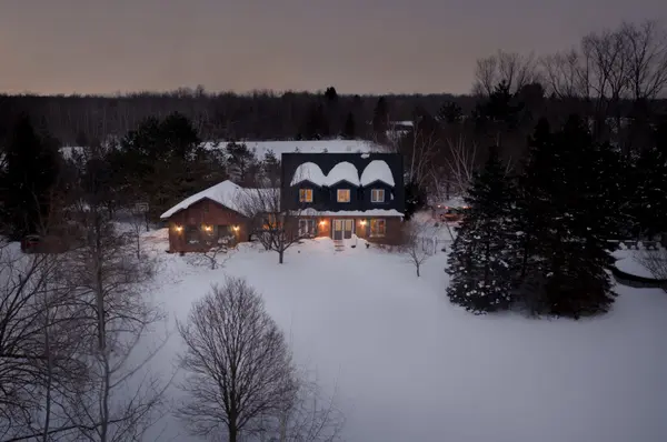 14227 Trafalgar RD, Halton Hills, ON N0B 1H0