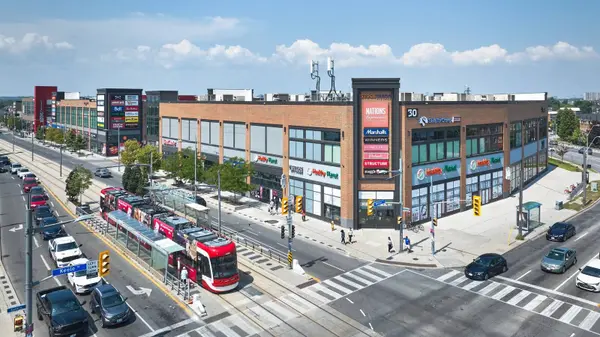 1980 St Clair AVE W #C205, Toronto W02, ON M6N 5H3