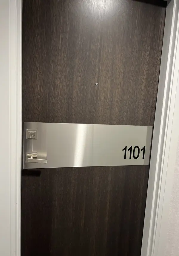 500 Brock AVE #1101, Burlington, ON L7S 0A5