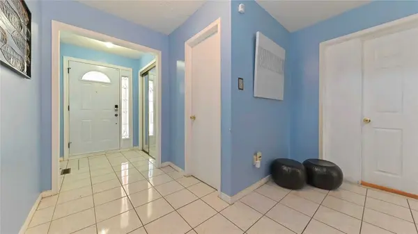 45 Faywood DR, Brampton, ON L6Y 4K3