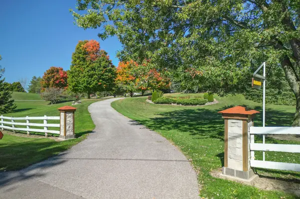 16735 Mississauga RD, Caledon, ON L7K 1M8