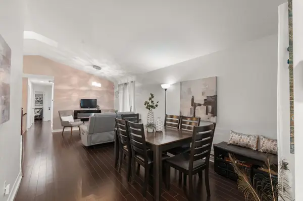 393 Glendale AVE #B, St. Catharines, ON L2T 1C5