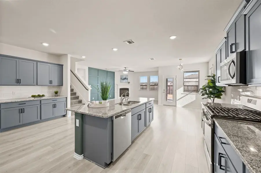 6313 Tudor Place, Celina, TX 76227