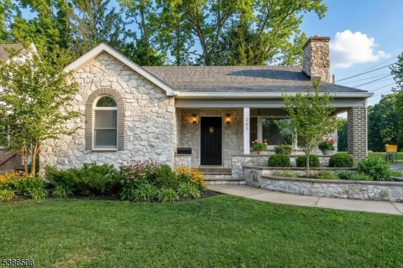 265 Hickory Ave, Garwood Boro, NJ 07027