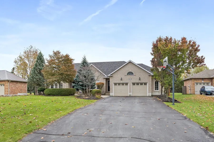 159 Delarmbro DR, Erin, ON N0B 1T0