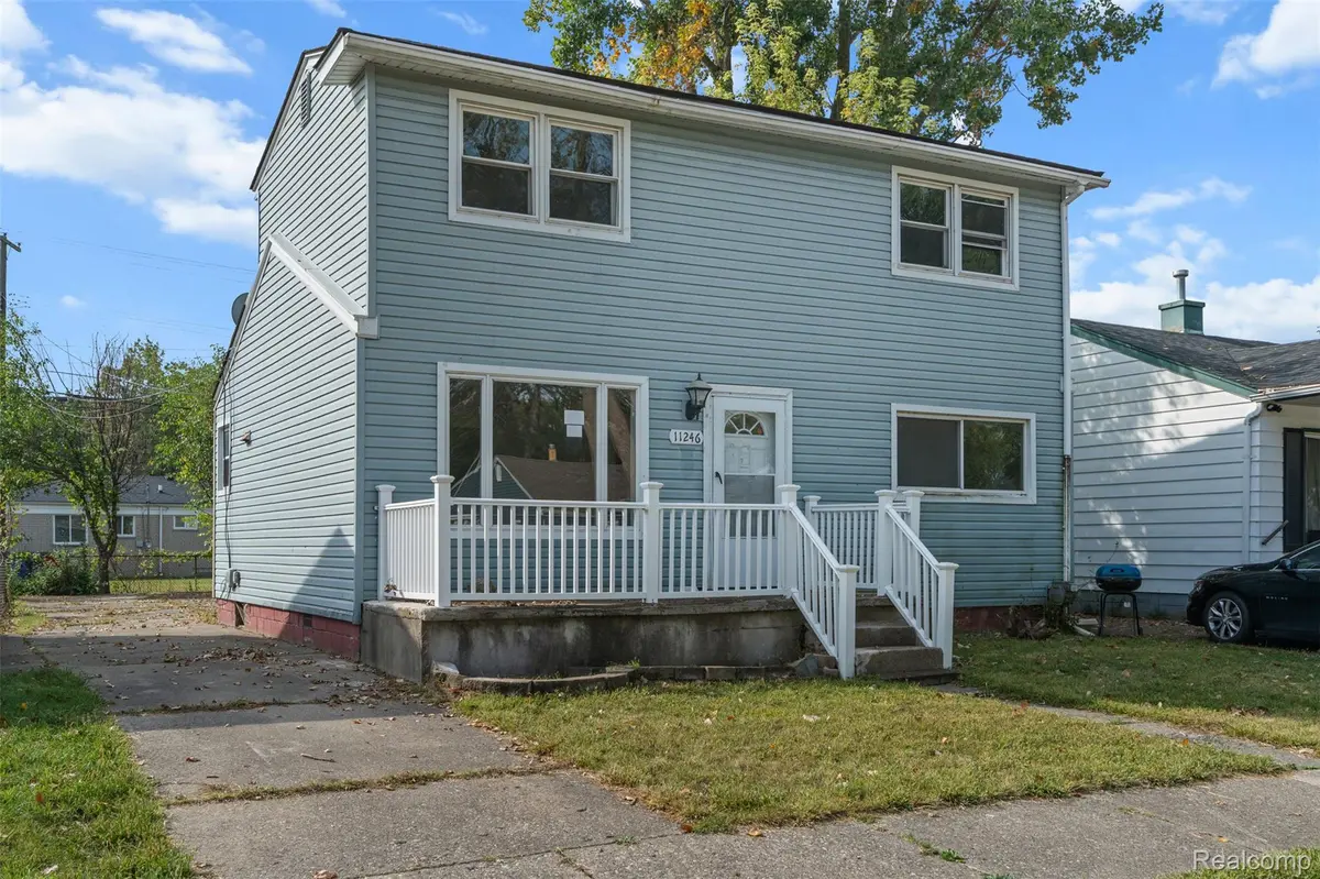 11246 Chalmers AVE, Warren, MI 48089