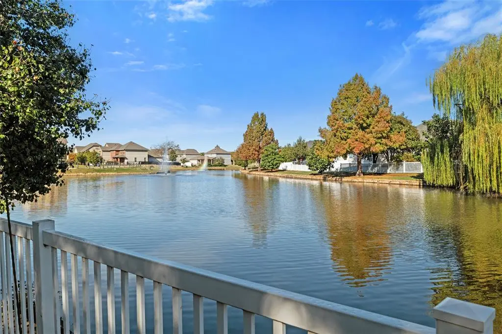 1133 Spanish Moss Drive, Savannah, TX 76227