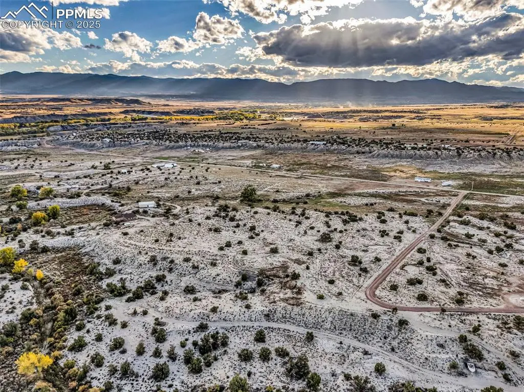 380 13th ST, Penrose, CO 81240