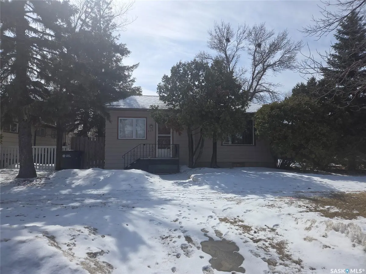 703 Main STREET, Kipling, SK S0G 2S0