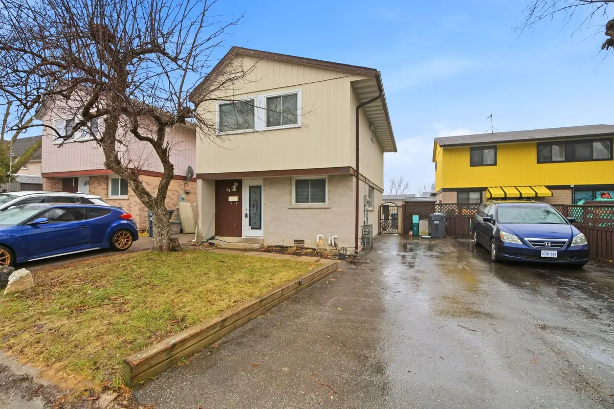 34 Hillbank TRL, Brampton, ON L6S 1P6
