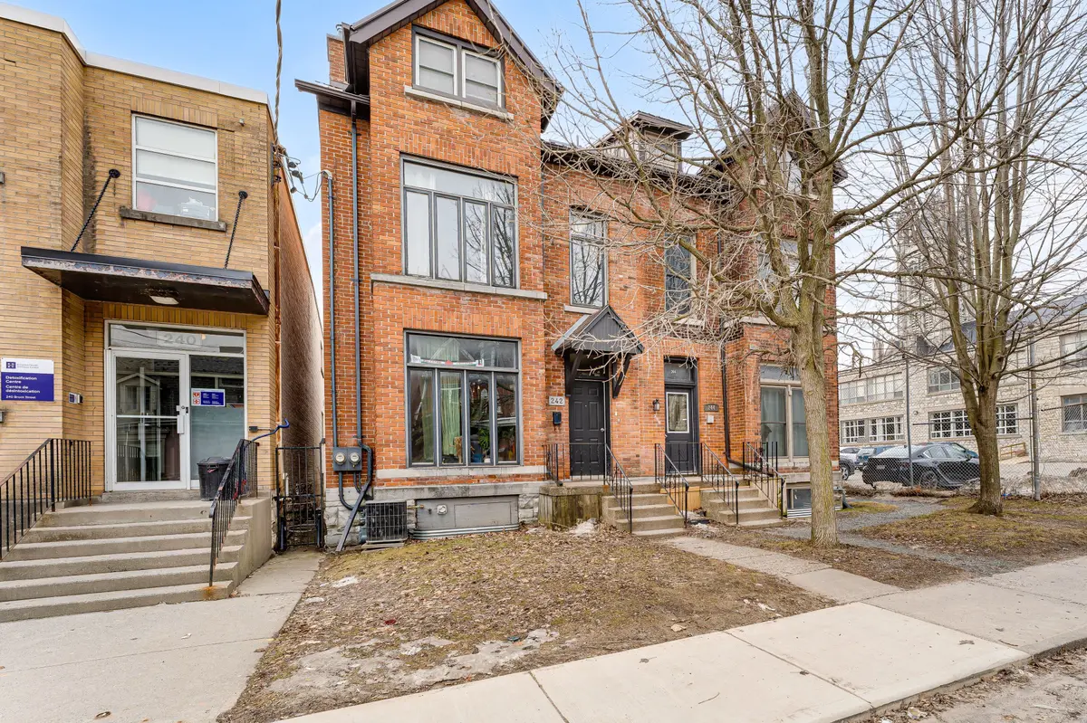 242 Brock ST, Kingston, ON K7L 1S4