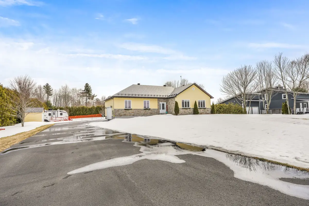 2655 Charbonneau RD, Champlain, ON K0B 1K0