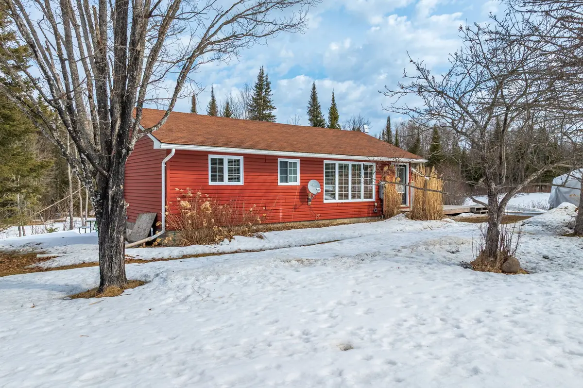 1 Christopher LN, Armour, ON P0A 1C0