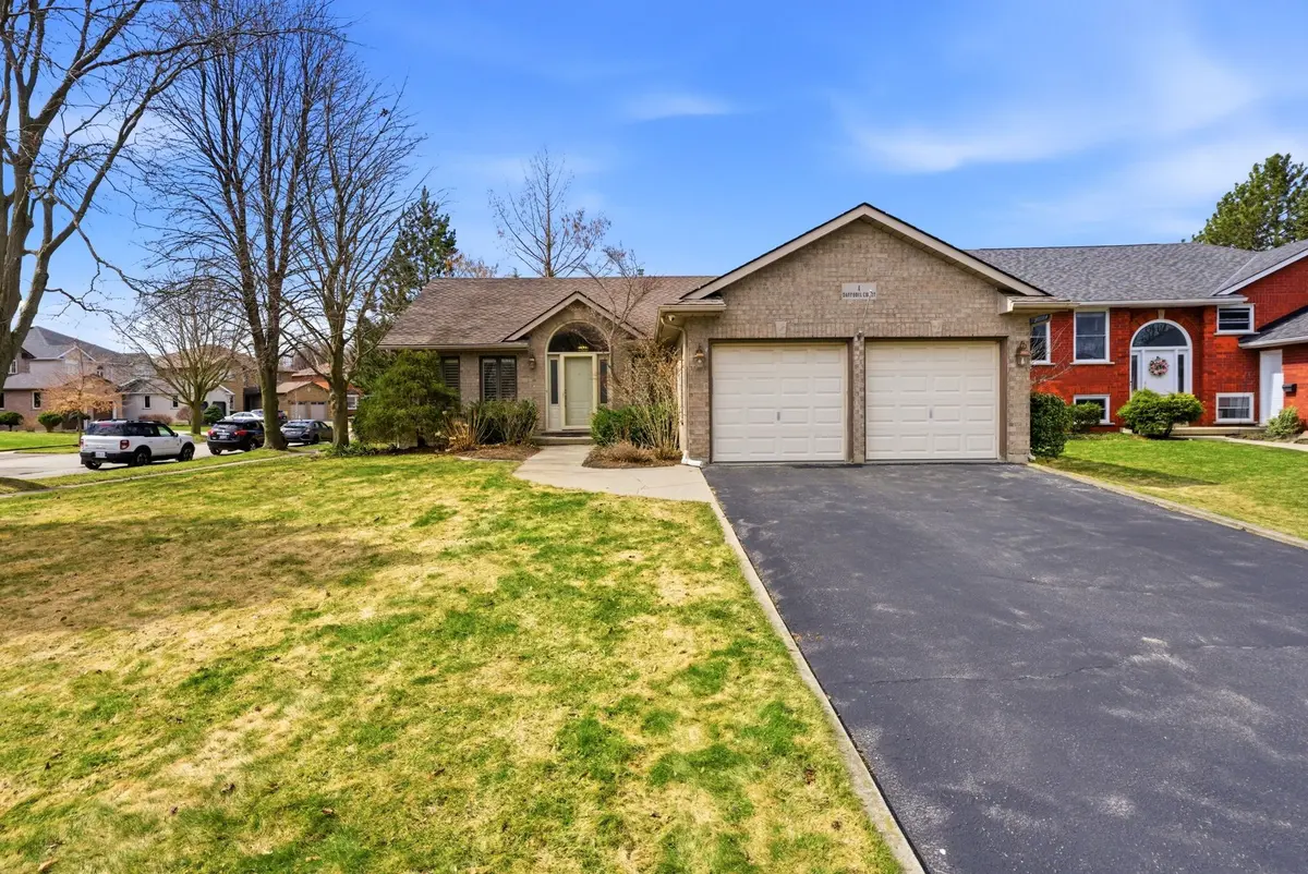 1 Daffodil CT, Brantford, ON N3R 7T1