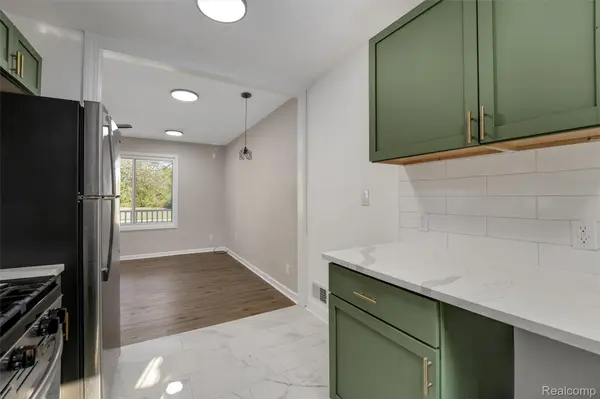 20059 Bradford ST, Detroit, MI 48205