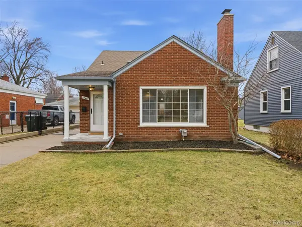 22401 Alger ST, St. Clair Shores, MI 48080