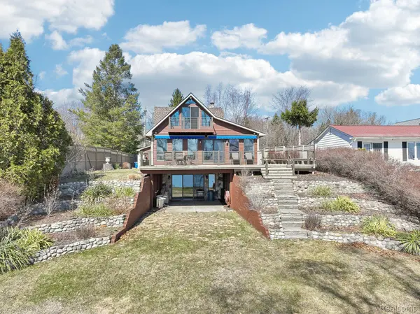 3641 MANN RD, Waterford Charter Township, MI 48346