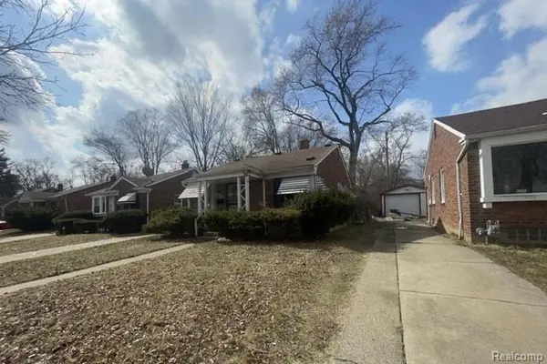 20043 Goulburn AVE, Detroit, MI 48205