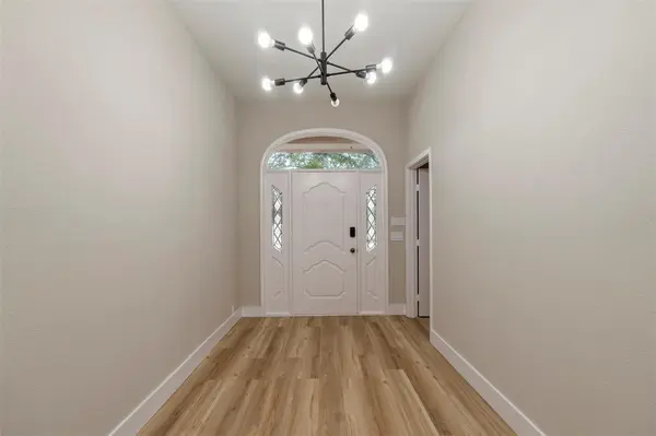 809 Havenwood Lane S, Fort Worth, TX 76112