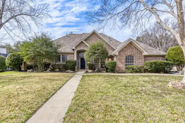 27 Wellington Oaks Circle, Denton, TX 76210