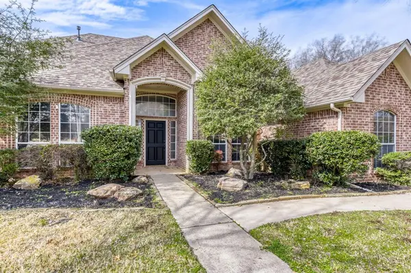27 Wellington Oaks Circle, Denton, TX 76210
