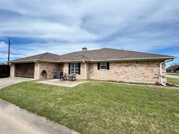 203 Marianne Circle, Sulphur Springs, TX 75482