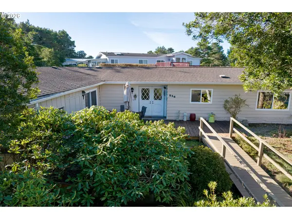 1601 RHODODENDRON DR #534, Florence, OR 97439